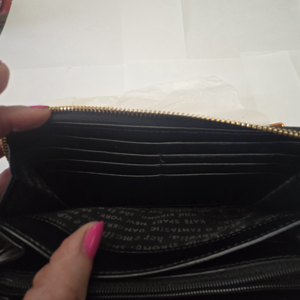 Kate Spade Bifold Black And White Swan Design Wallet - Picture 9 of 12